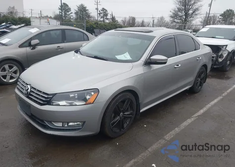 2013 Volkswagen Passat 3.6L V6 Se from USA, damaged, VIN 1VWBM7A36DC011911